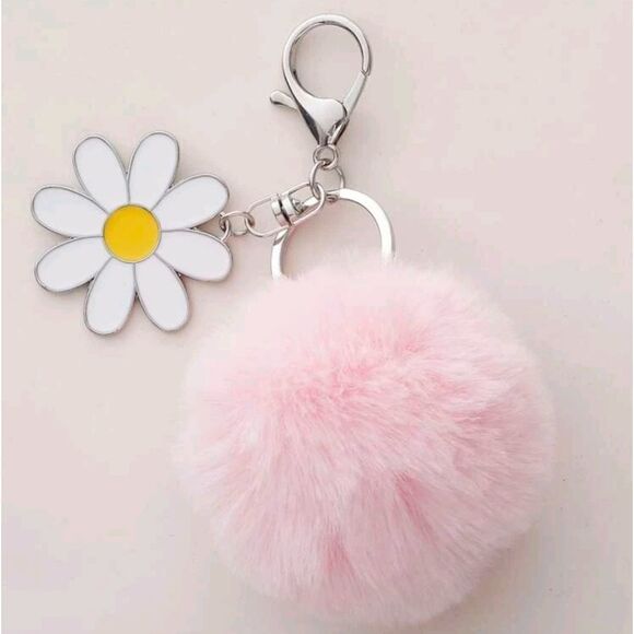 Daisy Charm and Pom Pom Keychain - Picture 1 of 3